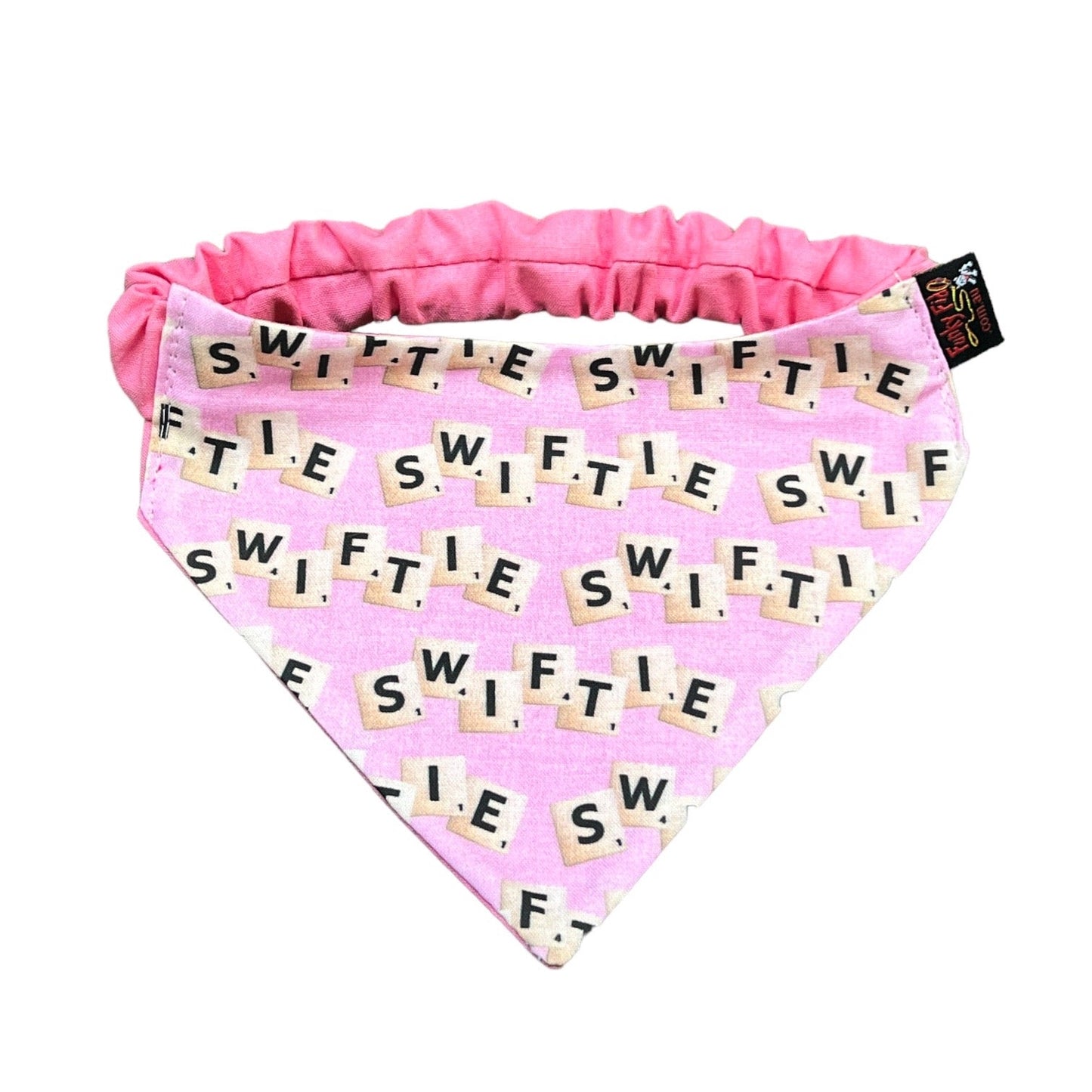Doggy 'danas TAYLOR SWIFT